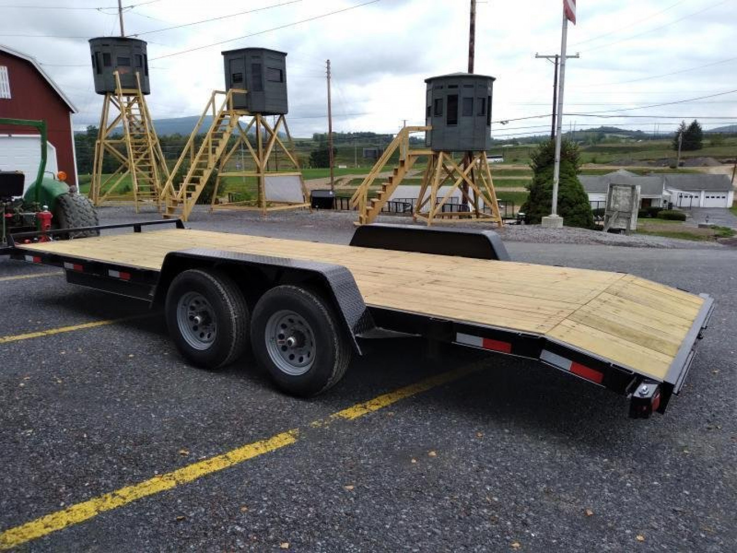New Quality Trailers 20' General Duty Wood Deck Car Hauler / 9.9K GVWR