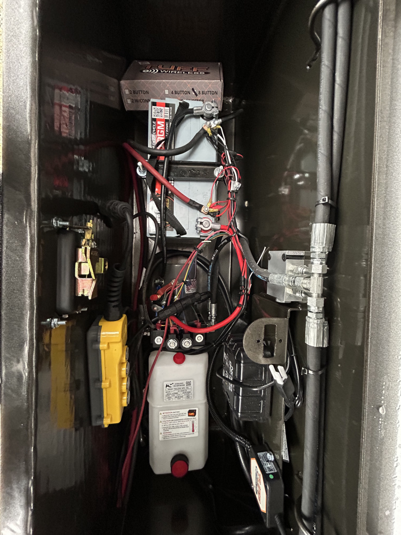 New 2026 MAXXD Gooseneck Trailer | 34' x 102' 30K GVWR