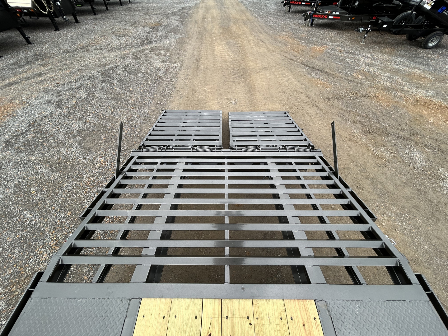 New 2026 MAXX-D 102"X25' 25.9K Gooseneck Flatbed Trailer