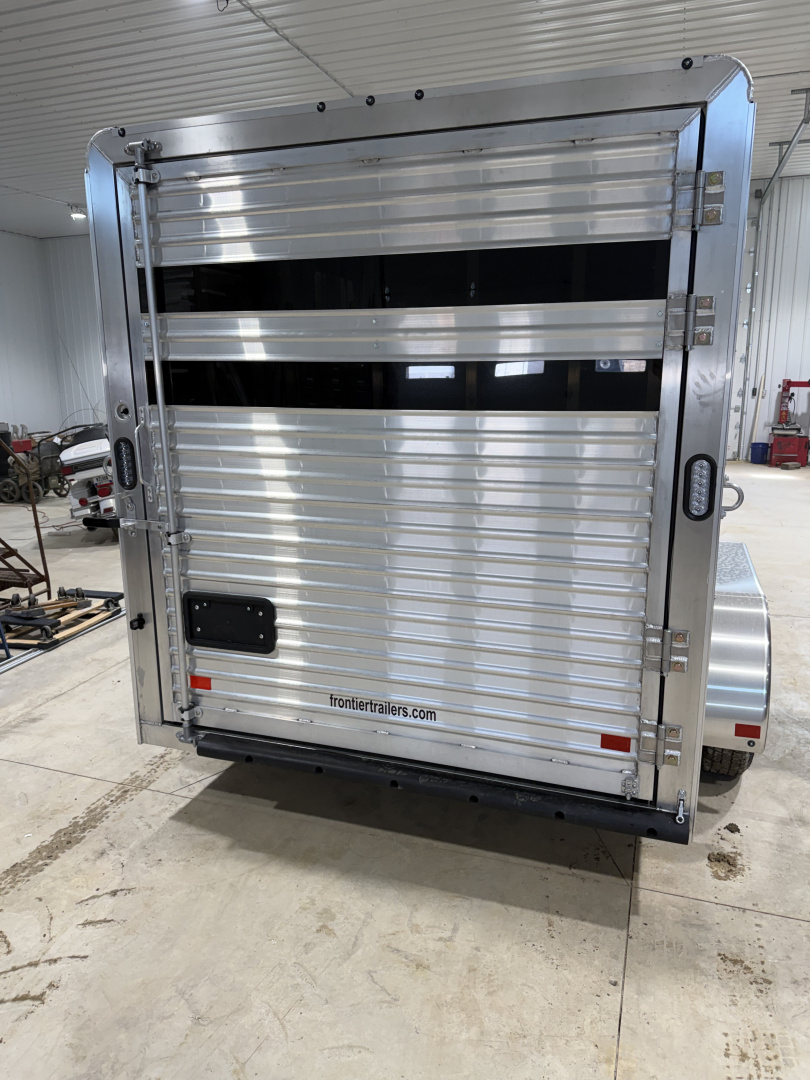 New 2026 Frontier Trailers Colt Horse Trailer/3 Horse Slant