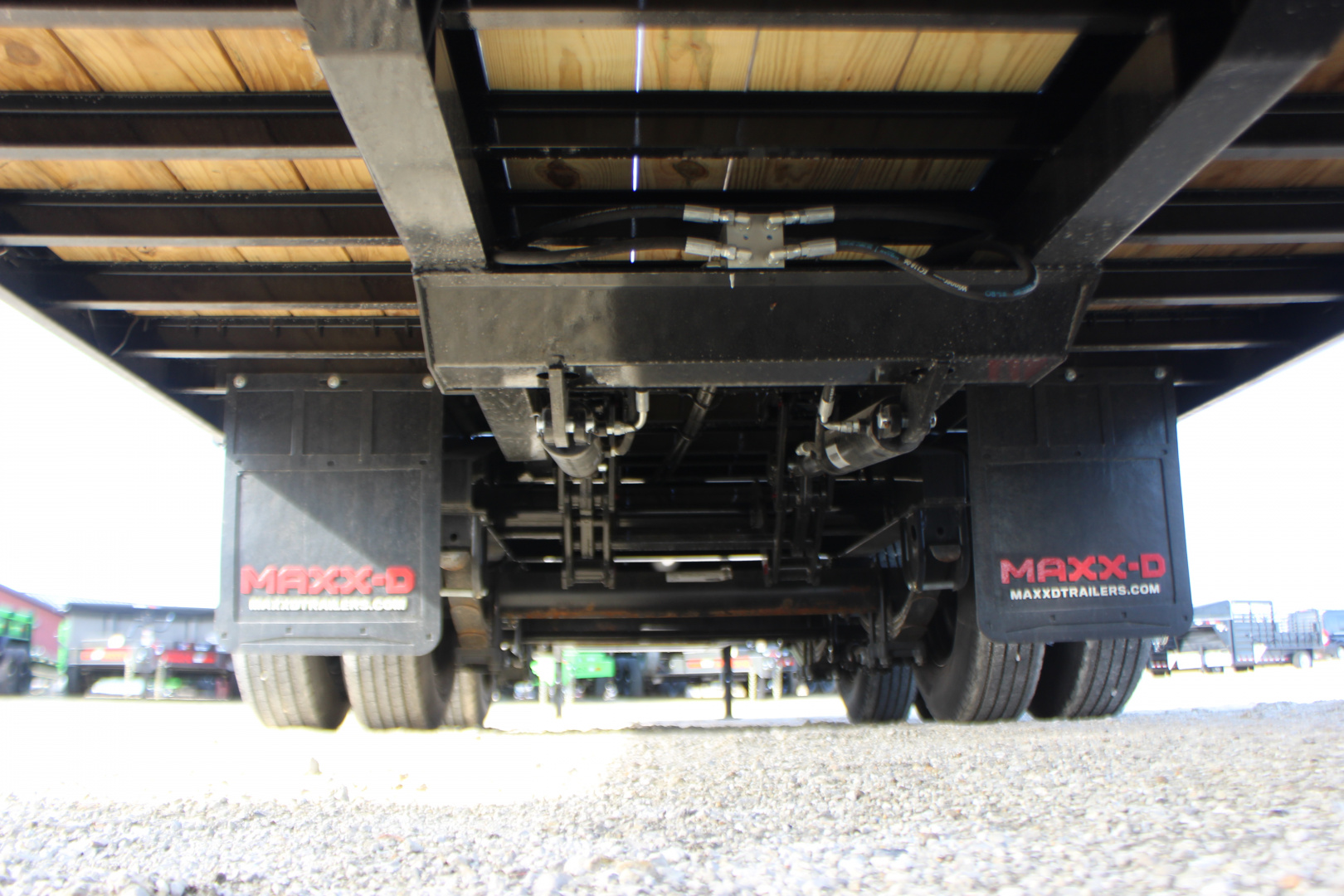 New 2026 MAXX-D YDX 32' Gooseneck Hydraulic Dovetail Trailer