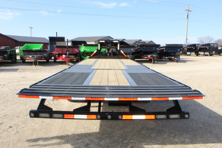 New 2026 MAXX-D YDX 32' Gooseneck Hydraulic Dovetail Trailer