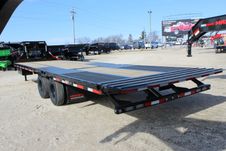 New 2026 MAXX-D YDX 32' Gooseneck Hydraulic Dovetail Trailer