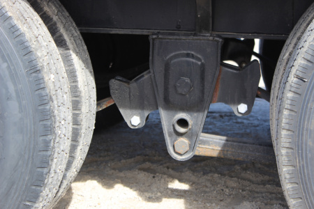 New 2026 MAXX-D YDX 32' Gooseneck Hydraulic Dovetail Trailer