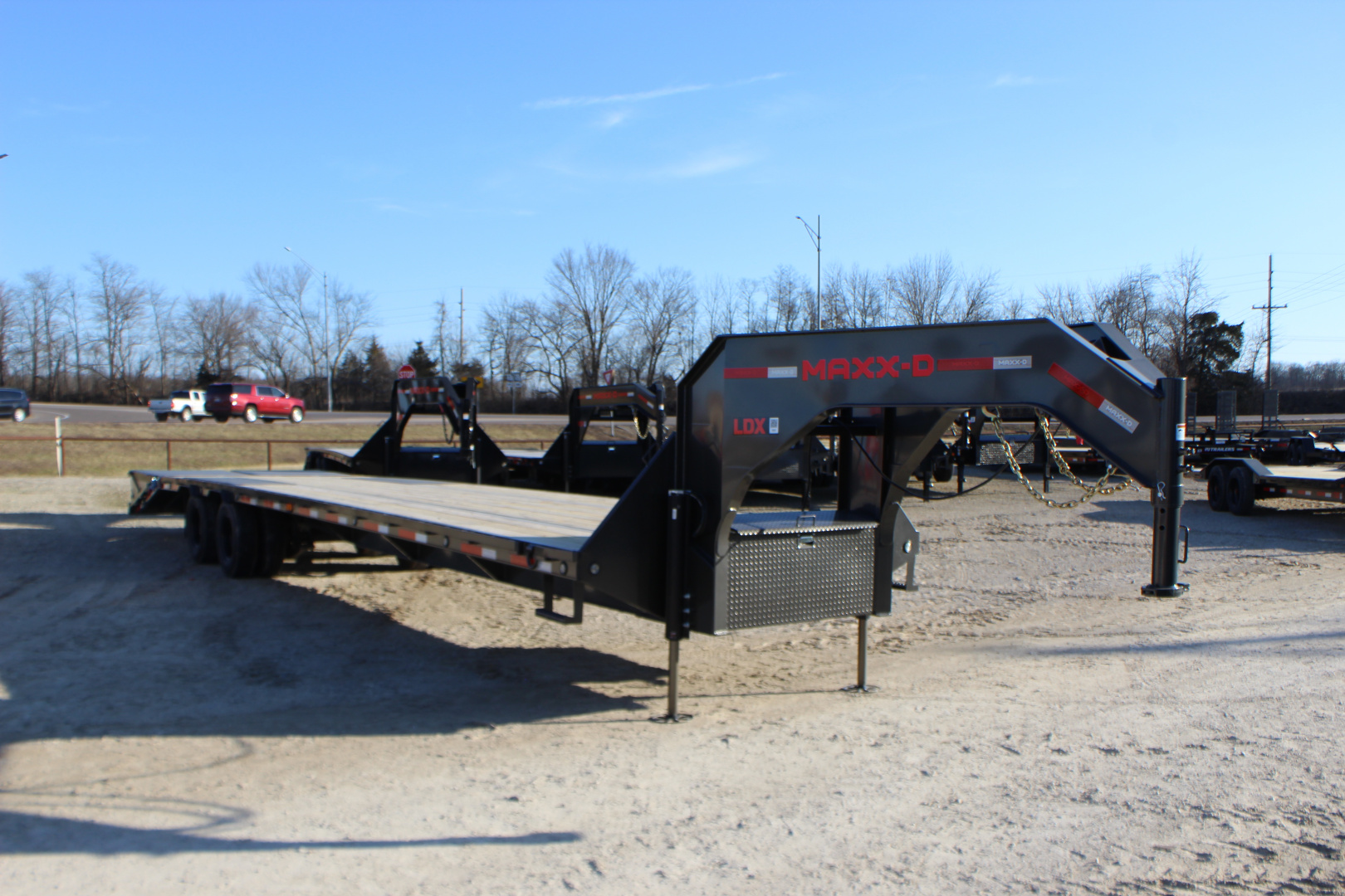 New 2026 MAXX-D LDX 36' Gooseneck Flatdeck Trailer