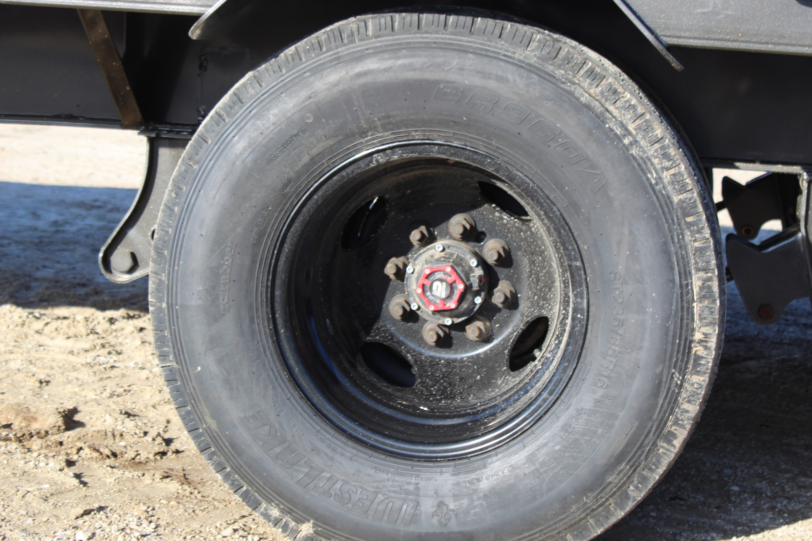 New 2026 MAXX-D LDX 36' Gooseneck Flatdeck Trailer