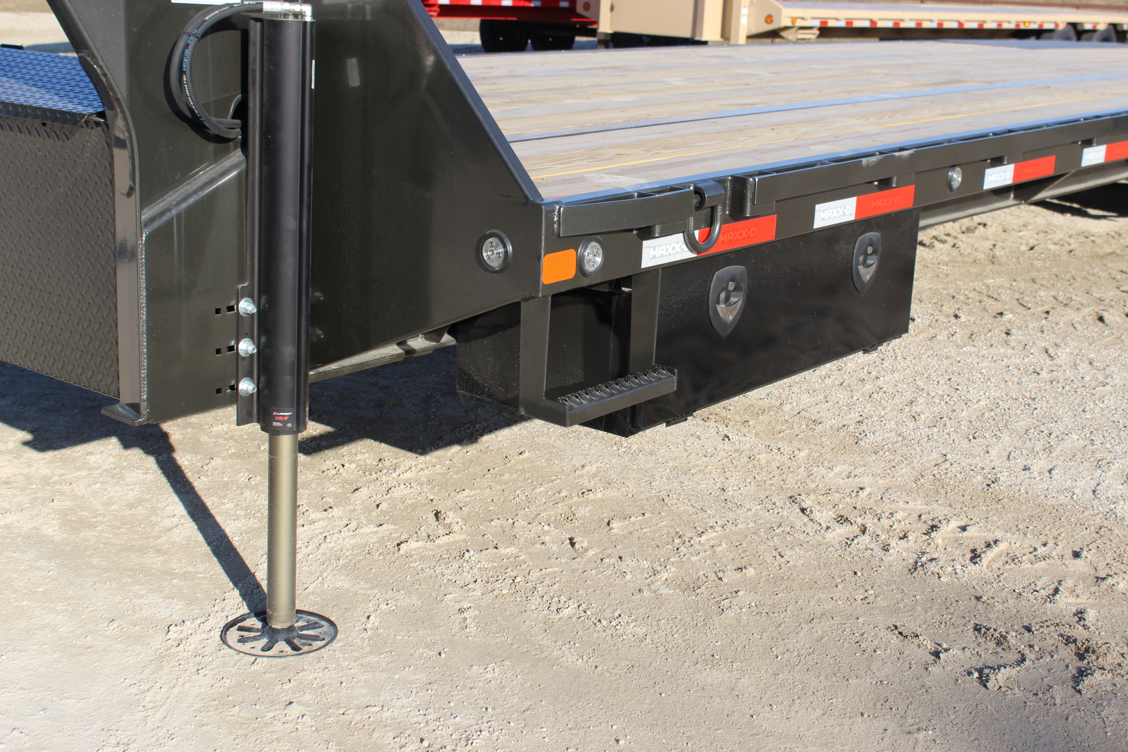 New 2026 MAXX-D LDX 36' Gooseneck Flatdeck Trailer