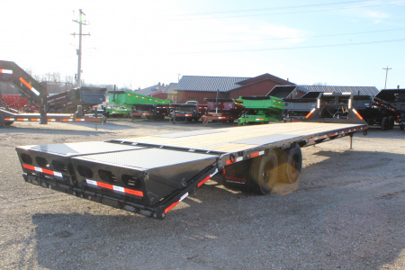 New 2026 MAXX-D LDX 36' Gooseneck Flatdeck Trailer