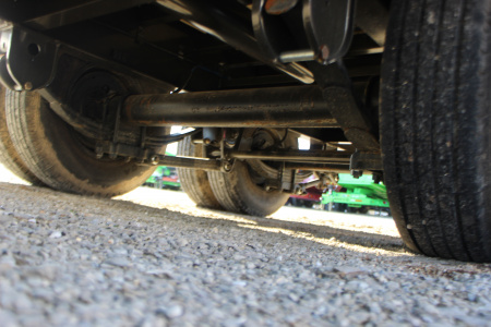 New 2026 MAXX-D LDX 36' Gooseneck Flatdeck Trailer