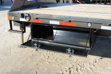 New 2026 MAXX-D LDX 36' Gooseneck Flatdeck Trailer