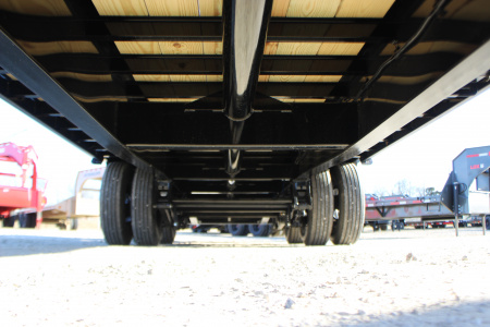 New 2026 MAXX-D LDX 25' Gooseneck Flatdeck Trailer