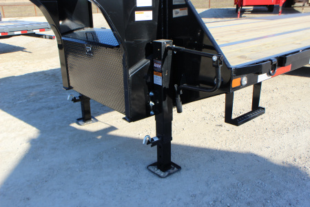 New 2026 MAXX-D LDX 25' Gooseneck Flatdeck Trailer