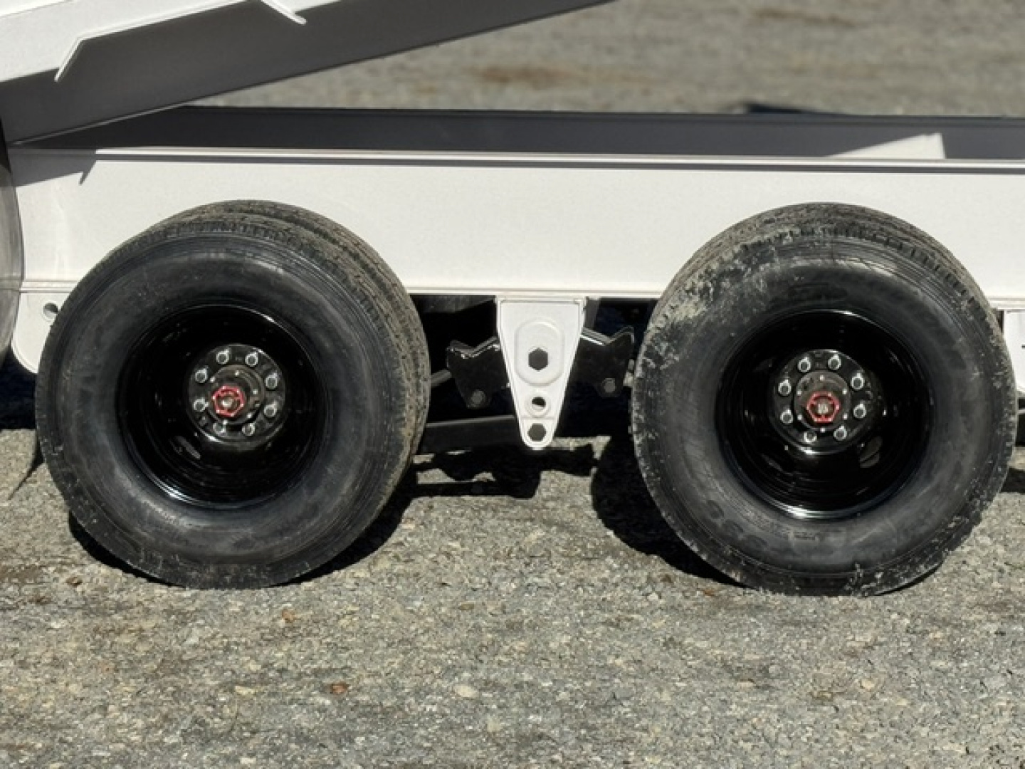 New 2026 RawMaxx HDX 102X20 GOOSENECK HIGH SIDE 10K AXLES, W/14 PLYS, HYDRAULIC JACKS, AND FLIP OVER TARP 24000K GVWR Dump Trailer