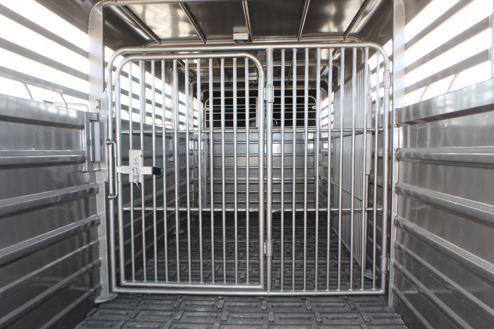 New 2026 GR Trailers 6.8x24 Gooseneck Livestock Trailer