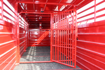 New 2026 GR Trailers 6.8x24 gooseneck Livestock Trailer