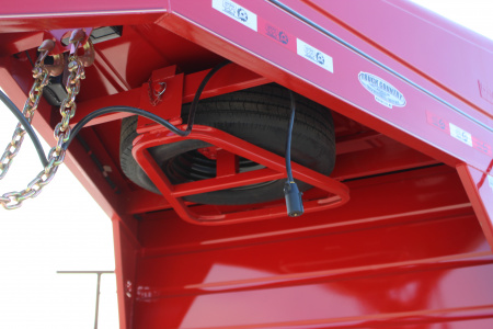 New 2026 GR Trailers 6.8x24 gooseneck Livestock Trailer