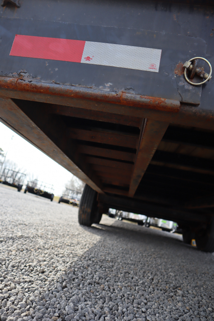 Used Repo 2025 MP Custom Trailers 40' Flatbed CTZ Package