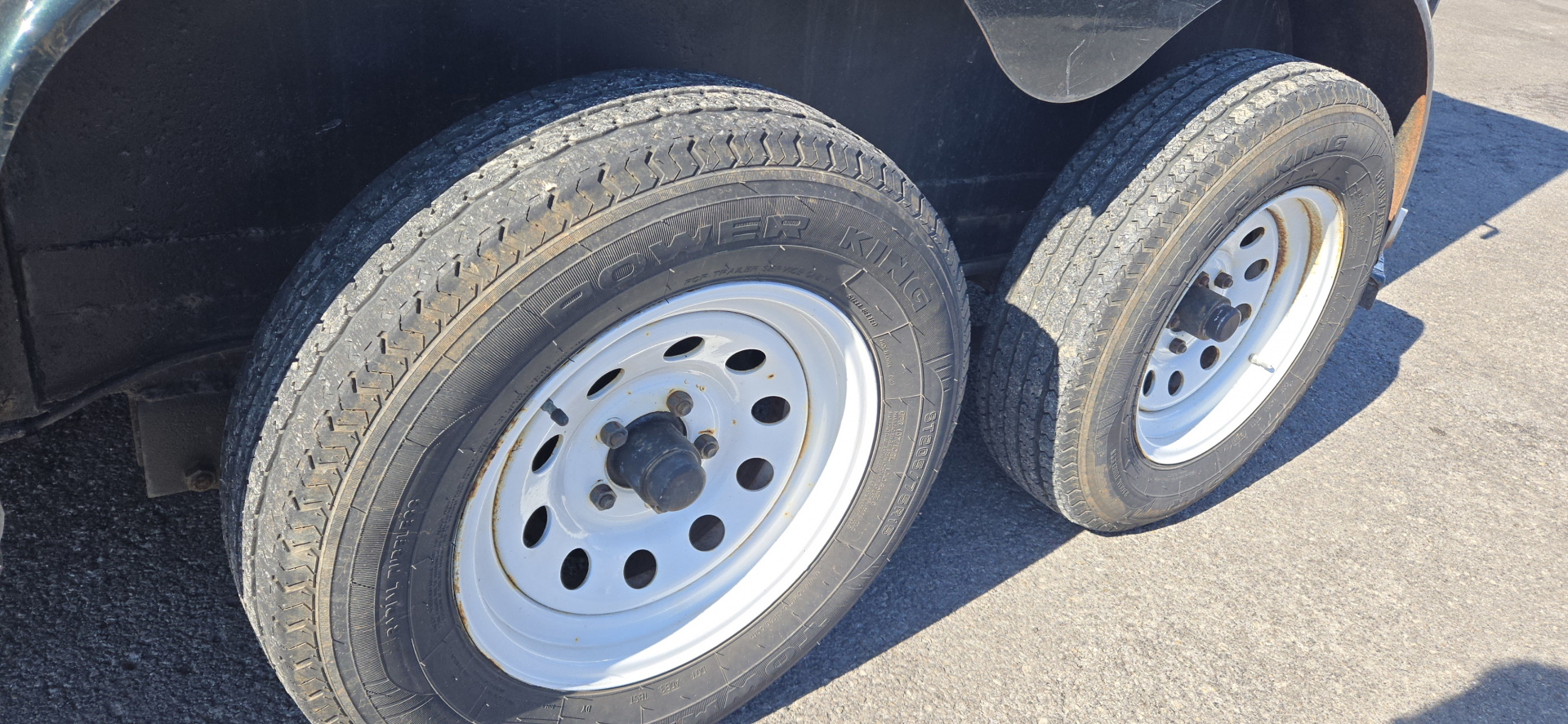 Used 1995 Dura 2-Horse Straight Load Horse Trailer