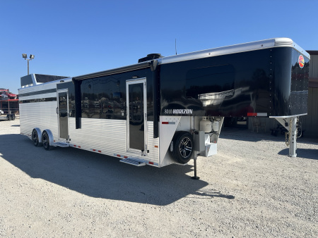 Used 2023 Sundowner 10'6" Living Quarter Stock Combo