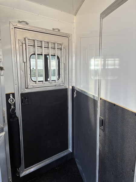 Used 2023 Lakota 3H 13'LQ Horse Trailer