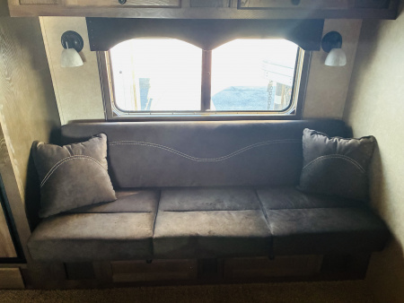 Used 2023 Lakota 3H 13'LQ Horse Trailer