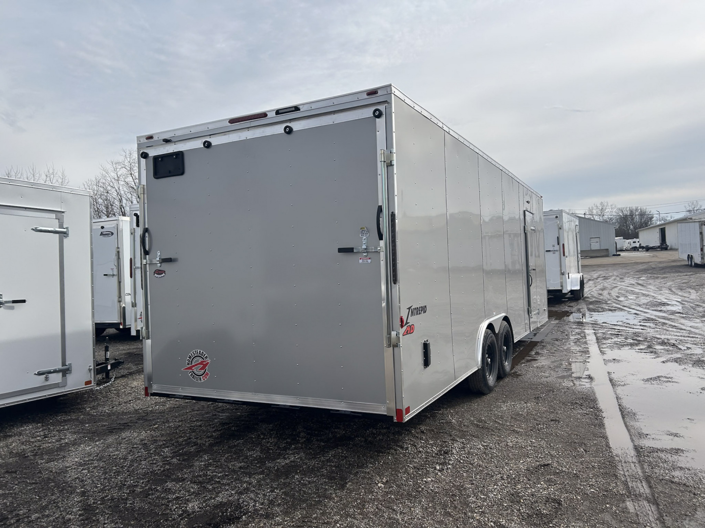 New 2025 Homesteader Trailer 8 FT 6 IN 24 FT ENCLOSED CAR HAULER 7 FT HEIGHT POLYCORE RAMP DOOR 10K GVWR