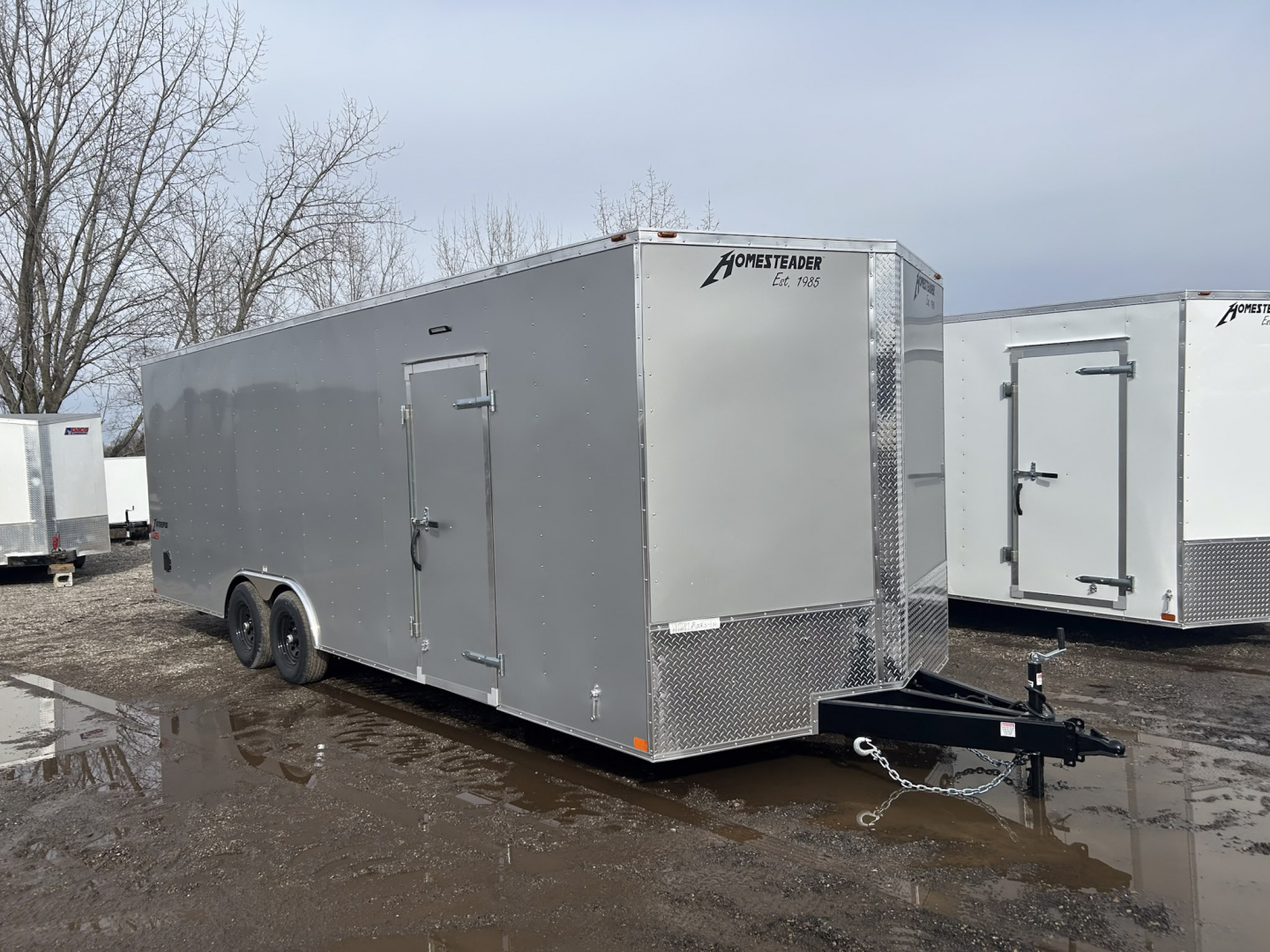 New 2025 Homesteader Trailer 8 FT 6 IN 24 FT ENCLOSED CAR HAULER 7 FT HEIGHT POLYCORE RAMP DOOR 10K GVWR