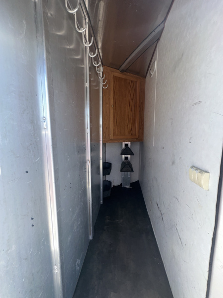 Used 1999 4-Star Trailers 7 Horse Gooseneck Living Quarters Horse Trailer