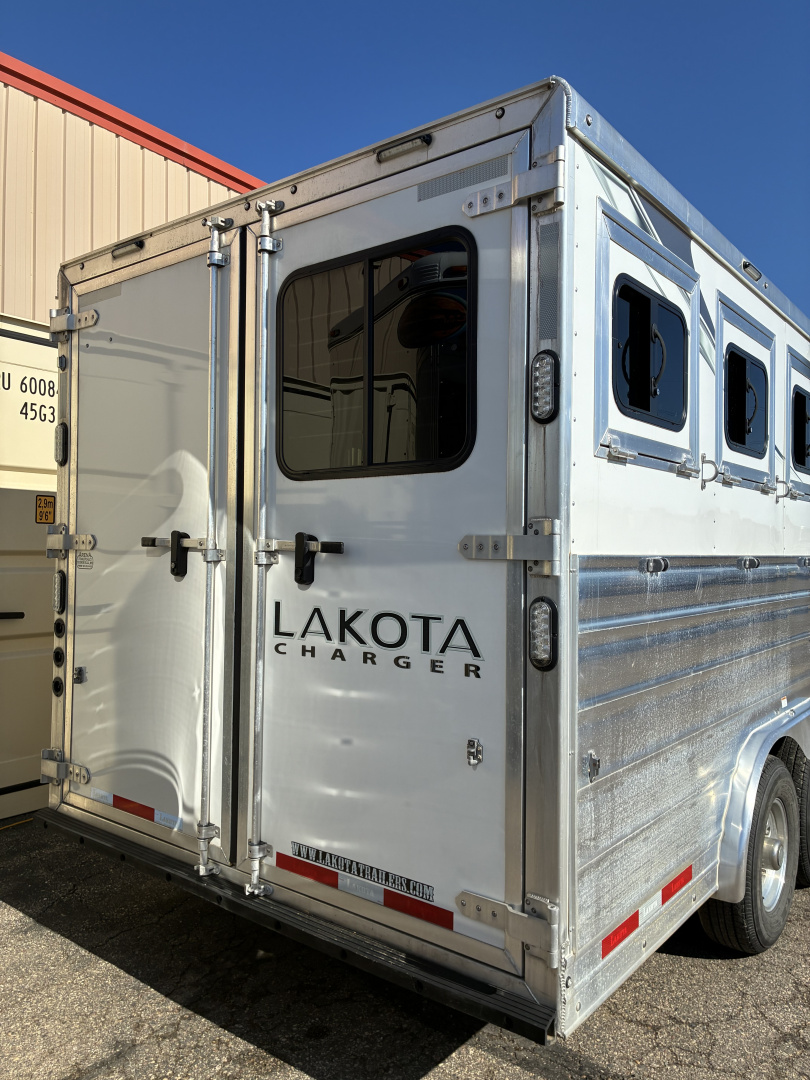 Used 2023 Lakota 3H 14'LQ Horse Trailer