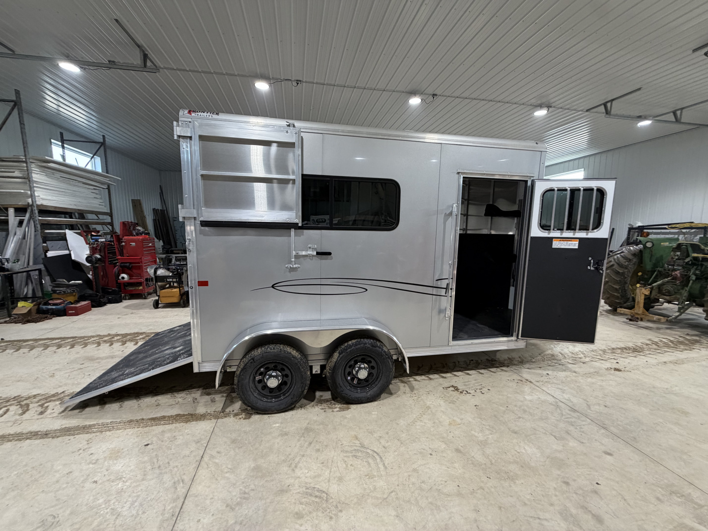 New 2026 Frontier Trailers Ambassador Lite Horse Trailer