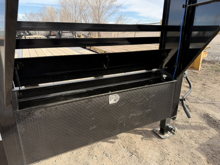 New 2026 Load Trail 8.5-25 Single Wheel Gooseneck Deckover Equipment Hauler W/ Max Ramps 15.6K GVWR