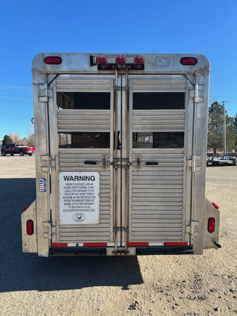 Consignment 2000 Cato Classic 24' Stock