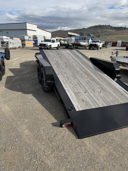 New 2024 Diamond C Trailers HDT 22' x 82" Tilt Trailer