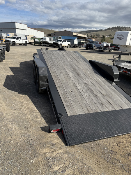 New 2024 Diamond C Trailers HDT 22' x 82" Tilt Trailer