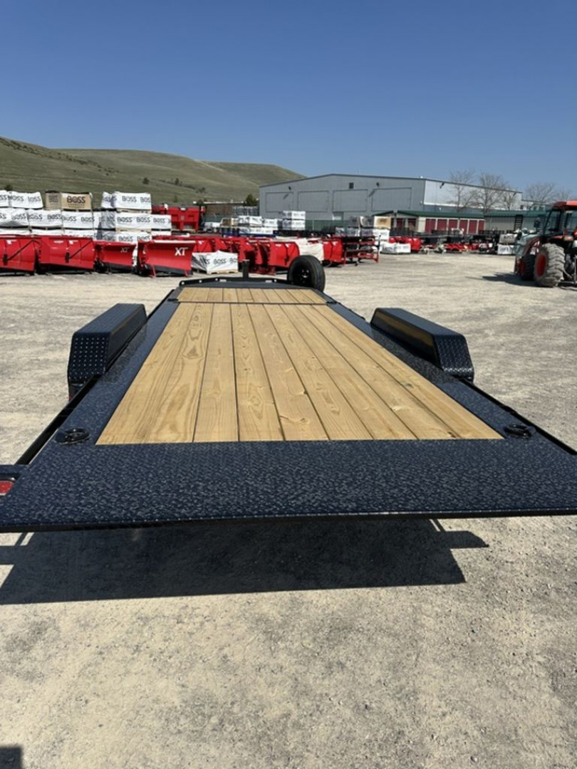 New 2025 Diamond C Trailers HDT210 22' x 82" Tilt Trailer