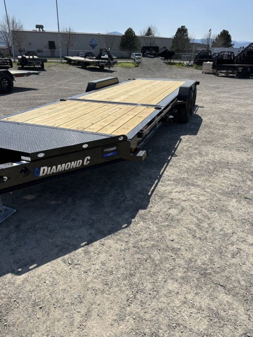 New 2025 Diamond C Trailers HDT210 22' x 82" Tilt Trailer