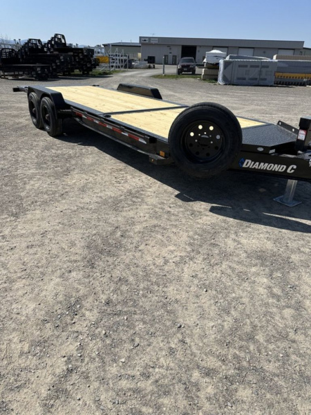 New 2025 Diamond C Trailers HDT210 22' x 82  Tilt Trailer