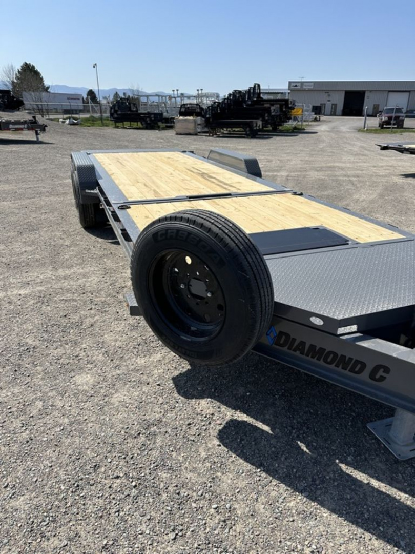 New 2025 Diamond C Trailers HDT210 22' x 82" Tilt Trailer