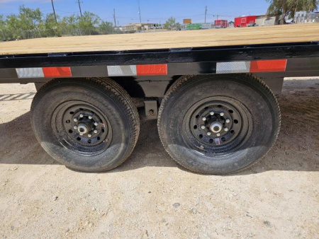 New 2026 LOAD TRAIL 14K 102"x 24' Bumper Pull Deckover