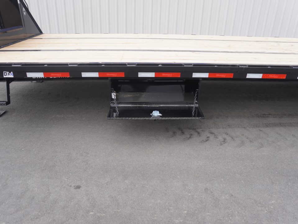 New 2026 Diamond C Trailers Fmax212 35' Gooseneck Deckover