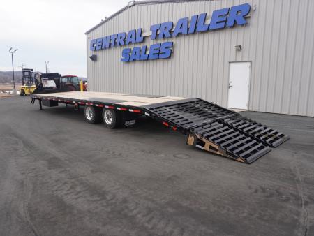 New 2026 Diamond C Trailers Fmax212 35' Gooseneck Deckover