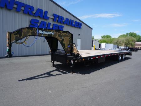 New 2026 Diamond C Trailers Fmax212 35' Gooseneck Deckover
