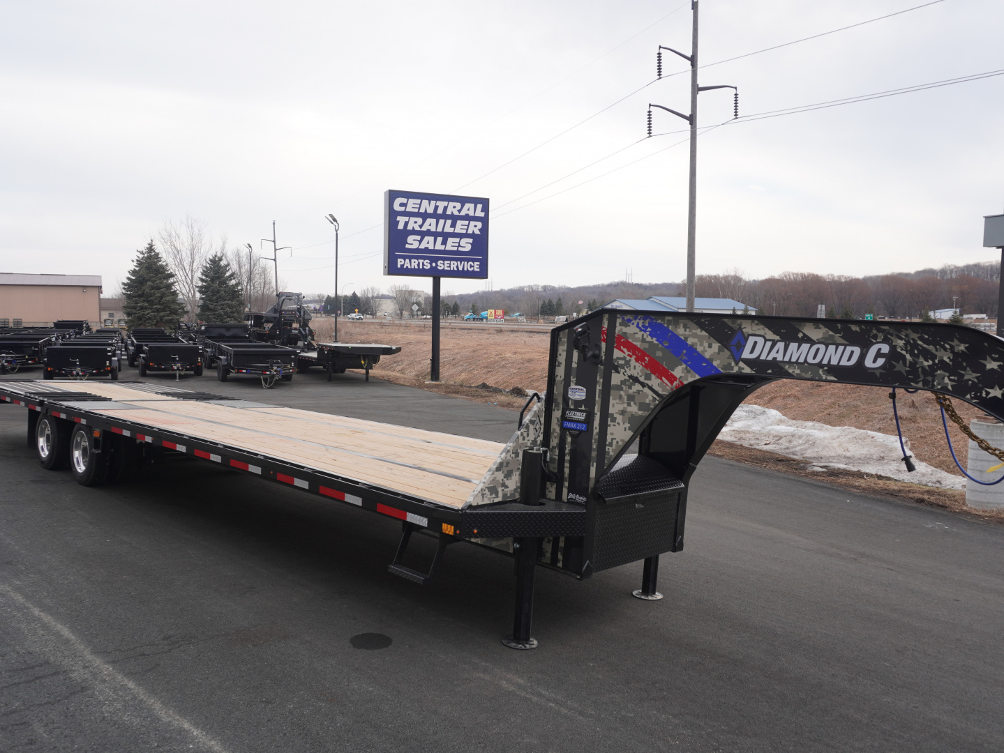 New 2026 Diamond C Trailers Fmax212 35' Gooseneck Deckover