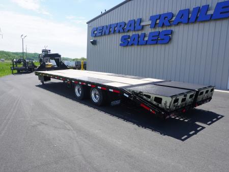 New 2026 Diamond C Trailers Fmax212 32' Gooseneck Deckover Trailer