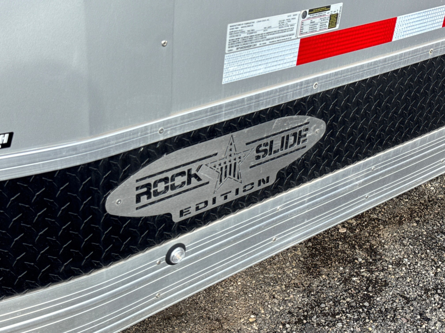 New **BLOWOUT PRICING** 2025 Logan Coach 20' Rock Slide Edition Crawler Hauler