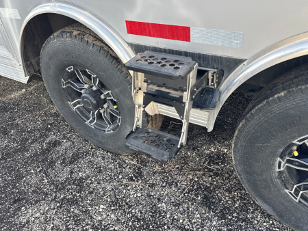 New **BLOWOUT PRICING** 2025 Logan Coach 20' Rock Slide Edition Crawler Hauler