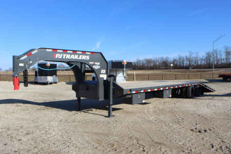 New 2026 PJ Trailers LY1 36' Gooseneck Hydraulic Dovetail