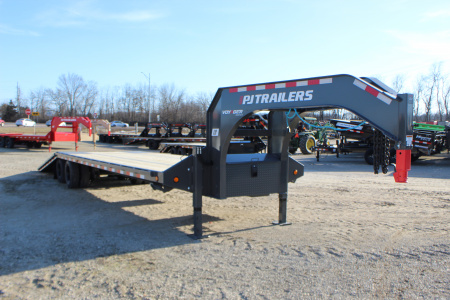New 2026 PJ Trailers LY1 36' Gooseneck Hydraulic Dovetail