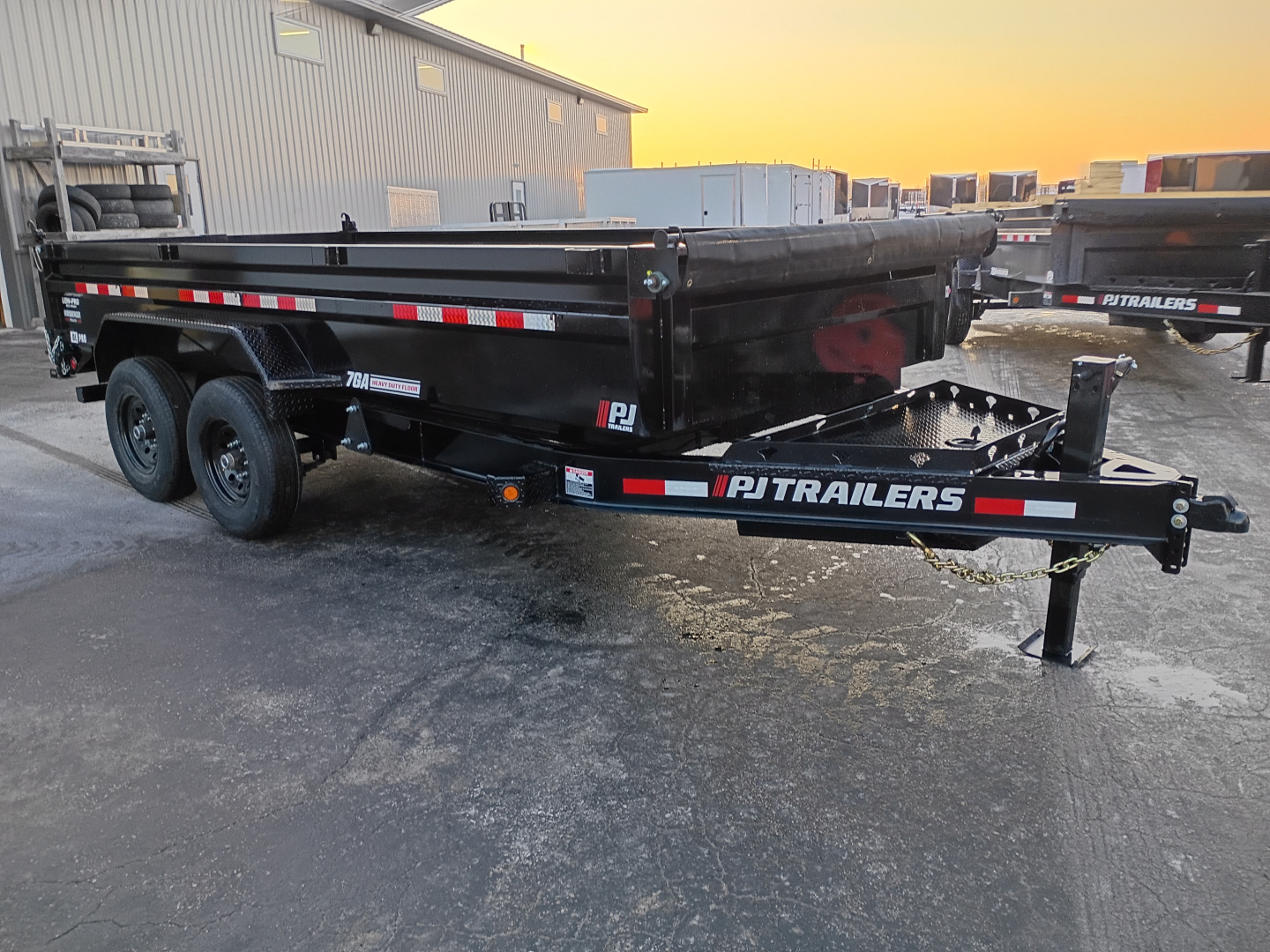 New 2026 PJ Trailers DL162