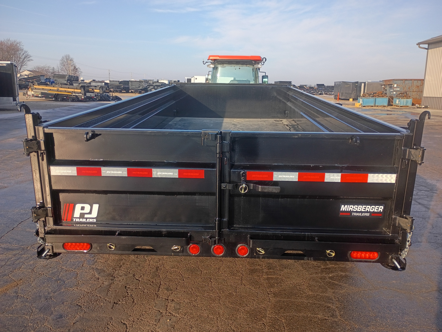 New 2026 PJ Trailers DL162